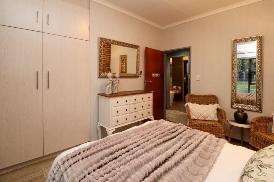 3 Bedroom Property for Sale in Flamwood North West